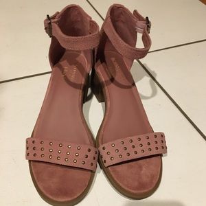 Koolaburra by Ugg Ortholite Bellen Suede Chunky Heeled Sandal